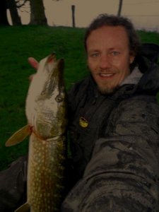 Hecht 108  Forum.jpg