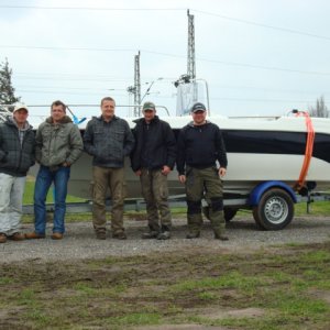 5 Mann und Boot