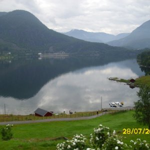 Blick vom Haus auf den Fjord