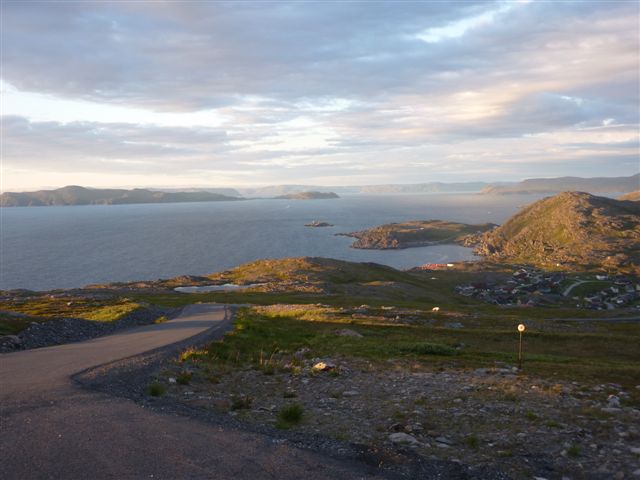 Ausblick von Artic View (Oberhalb von Havoysund bei den Windrädern)