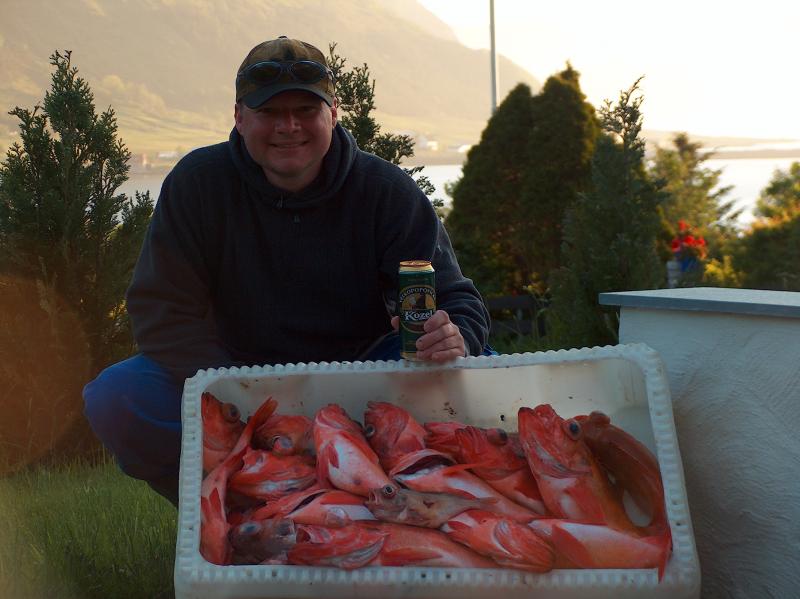 Rote Grütze mit Pils