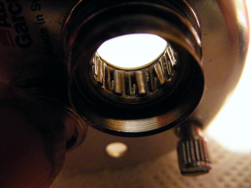 Überfettetes  Nadellager der Abu Ambassadeur SM 1600 C,  für die Rücklaufsperre verantwortlich, Da geht auf grund des zu vielen fettes nix mehr