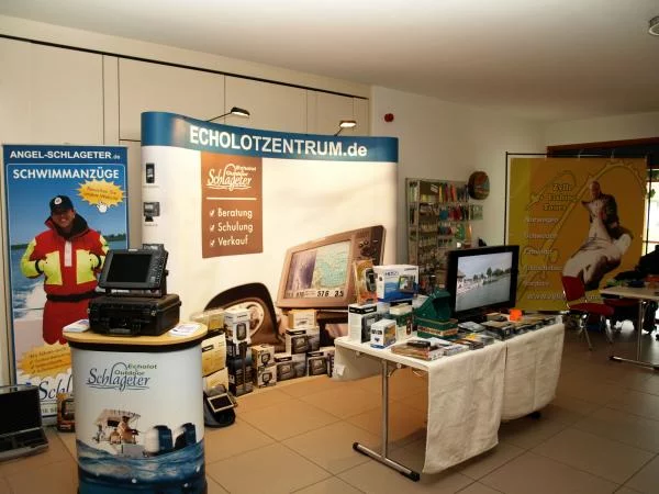 user6 pic143 1255466988