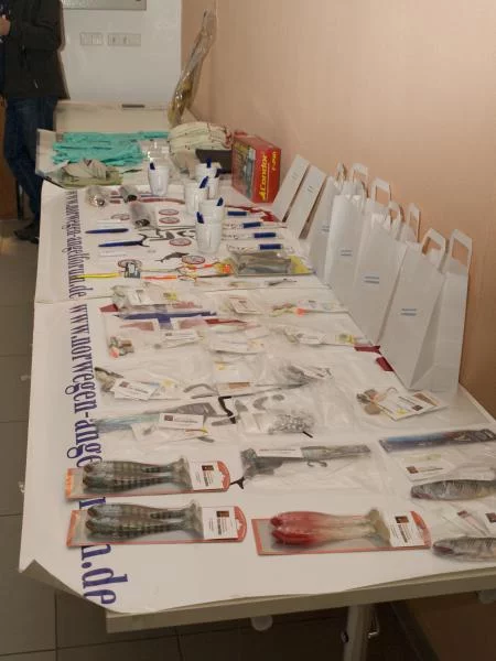 user6 pic159 1255807087