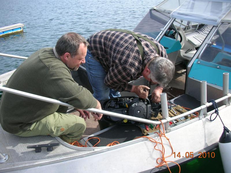 Zuerst hatte der Beimotor kleine 
Macken,Dreck von der Fahrt oder,oder im Vergaser