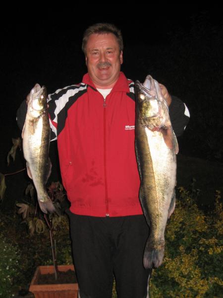 Zwei schöne Zander an einem Tag  August 2007
Müllroser See
Oder-Spree-Kanal